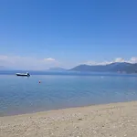 σπίτι στο βουνό αλλά μια ανάσα από τη θάλασσα