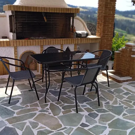 σπίτι στο βουνό αλλά μια ανάσα από τη θάλασσα Holiday home Paleochori