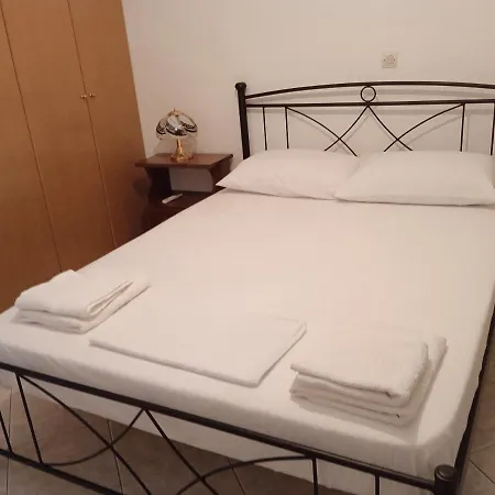 σπίτι στο βουνό αλλά μια ανάσα από τη θάλασσα Paleochori (Euboea)