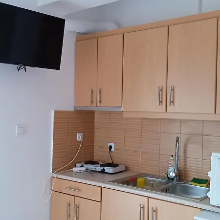 Σπίτι διακοπών σπίτι στο βουνό αλλά μια ανάσα από τη θάλασσα *