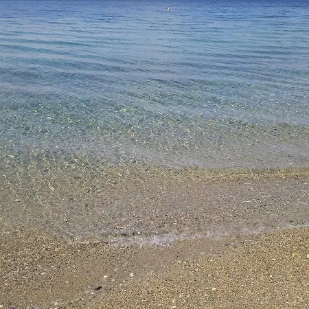σπίτι στο βουνό αλλά μια ανάσα από τη θάλασσα * Paleochori